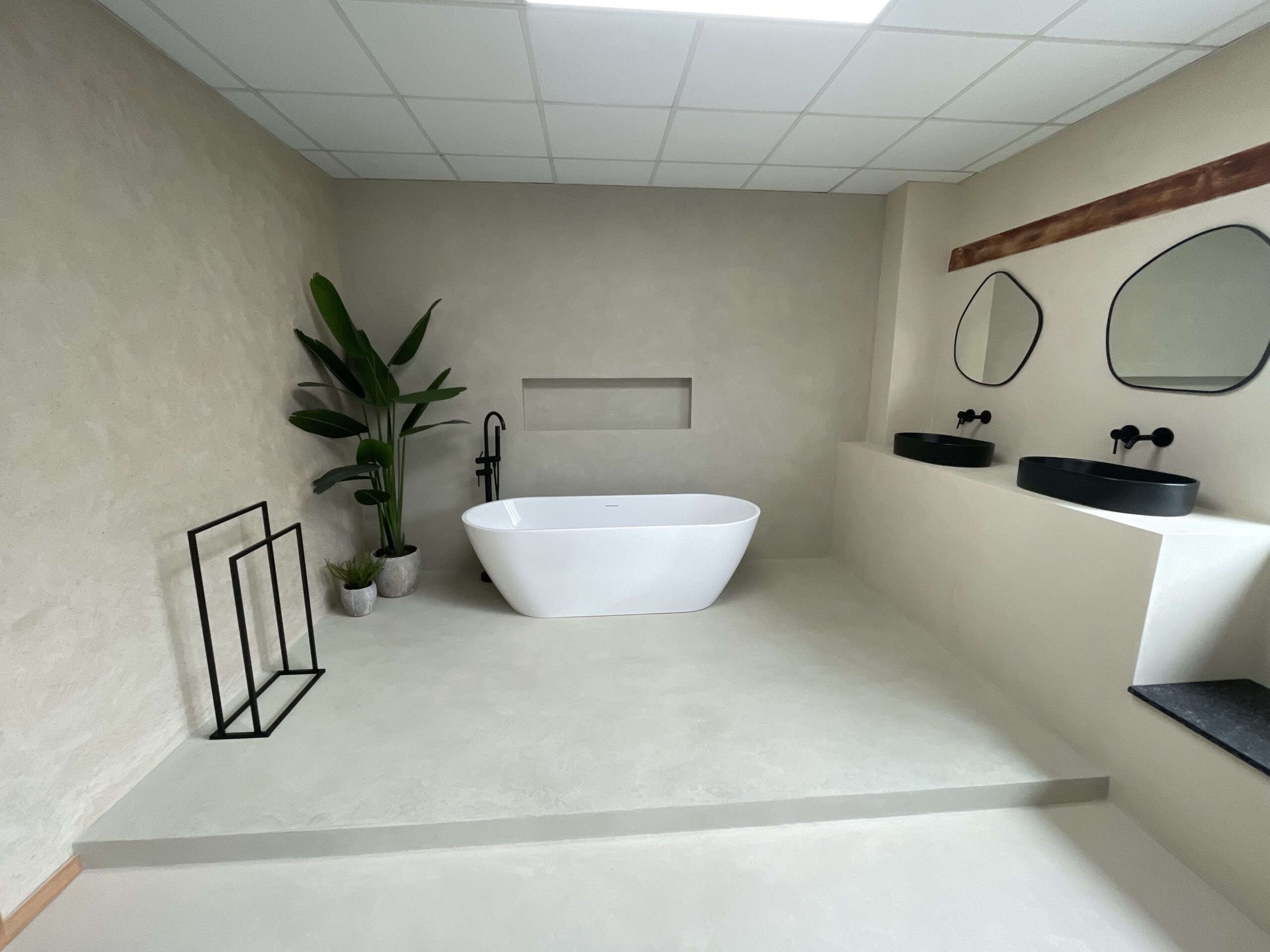 Rynova waterproof microcement bathroom in Dubai