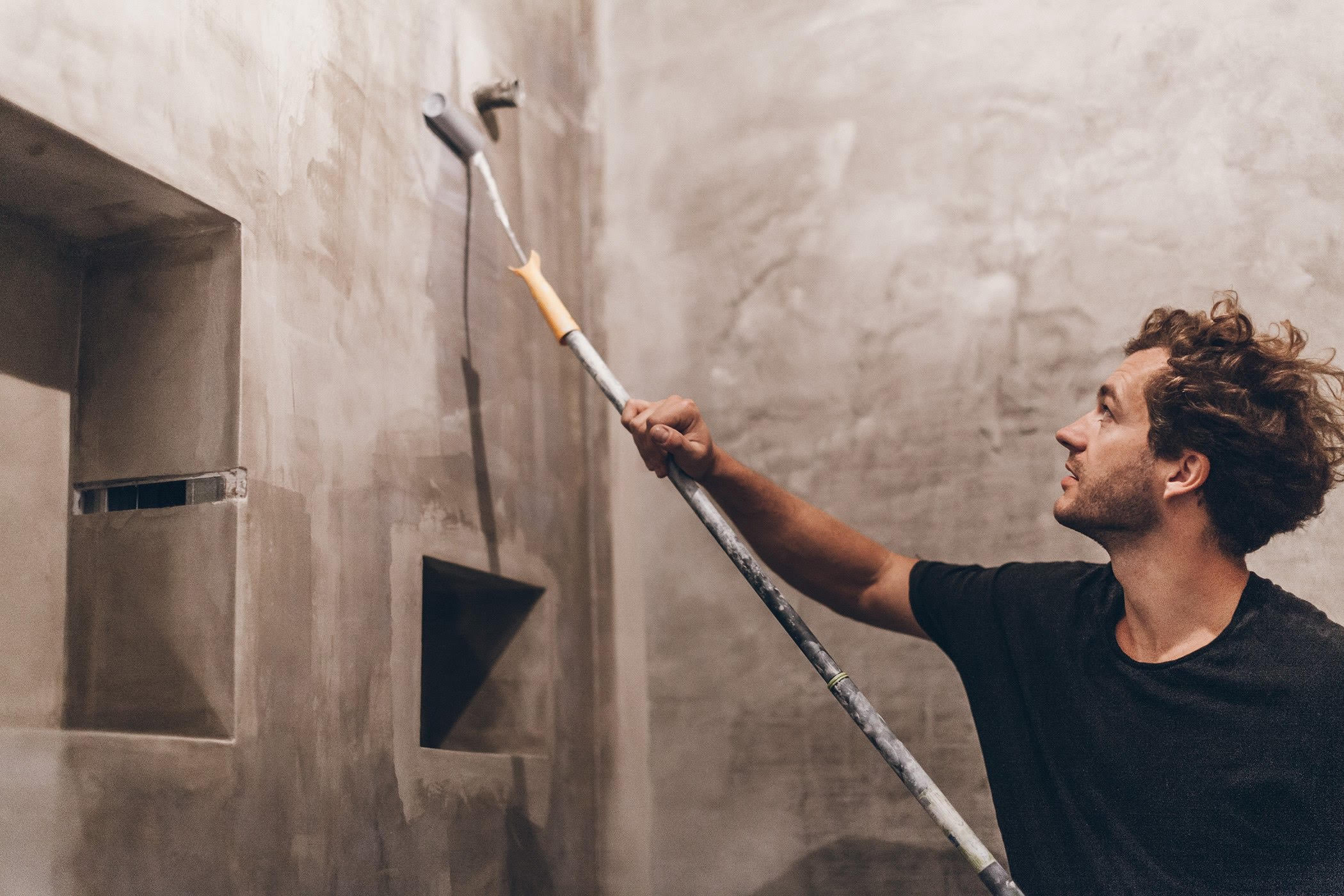Microcement in Dubai & UAE: The Design Revolution You Can't Ignore